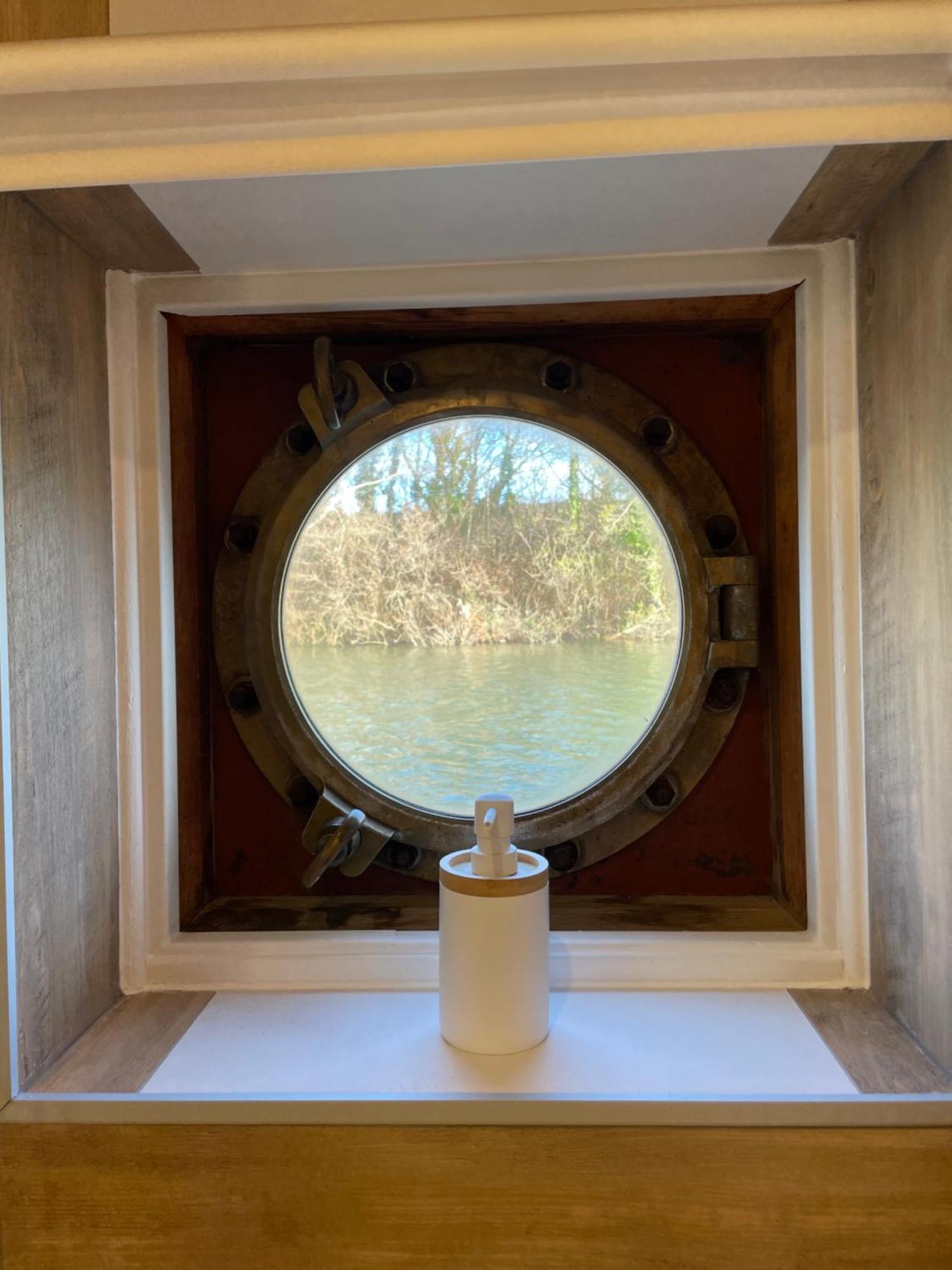 Péniche Le Pescalune - Chambre d'hôtes Arles Esterno foto