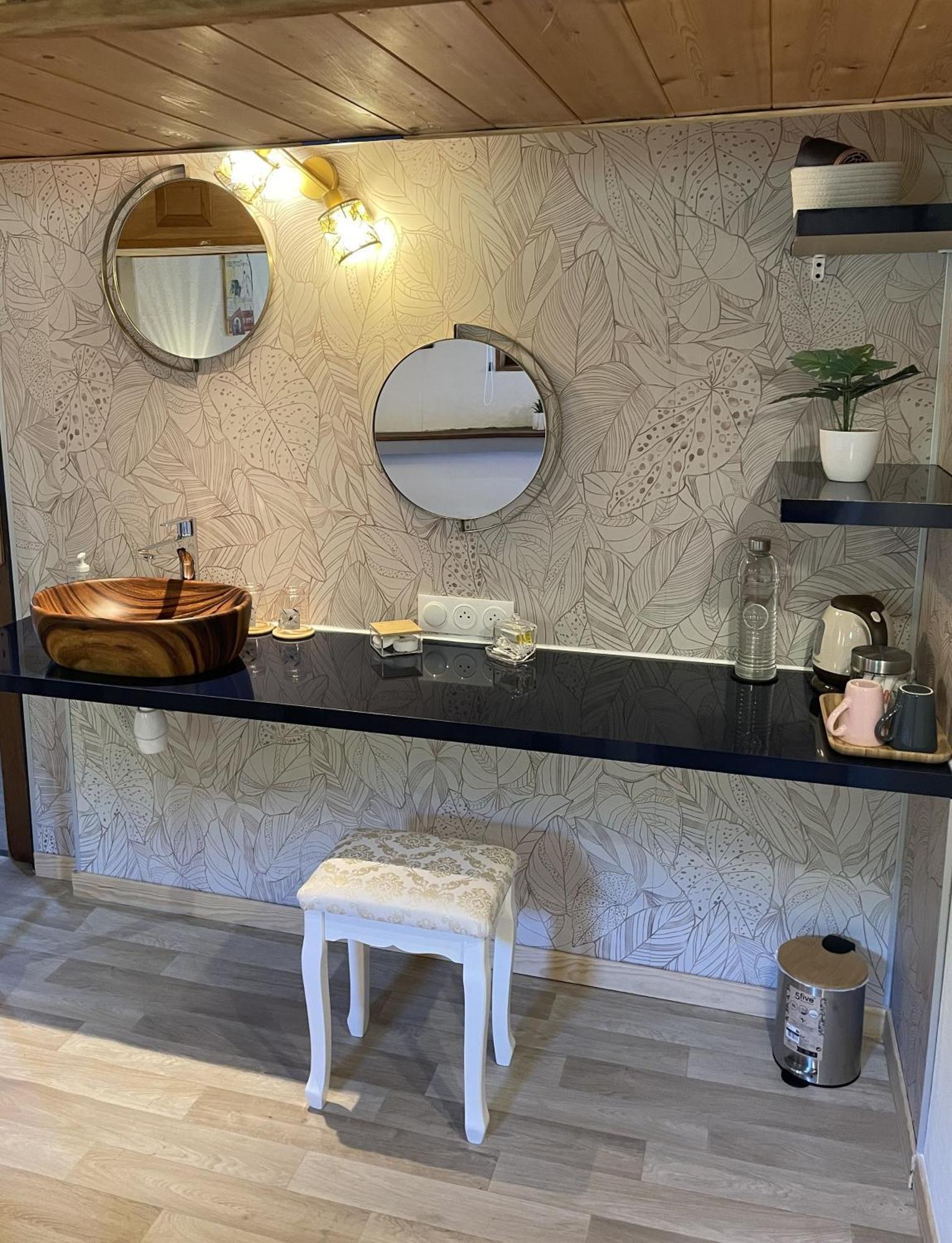 Péniche Le Pescalune - Chambre d'hôtes Arles Esterno foto